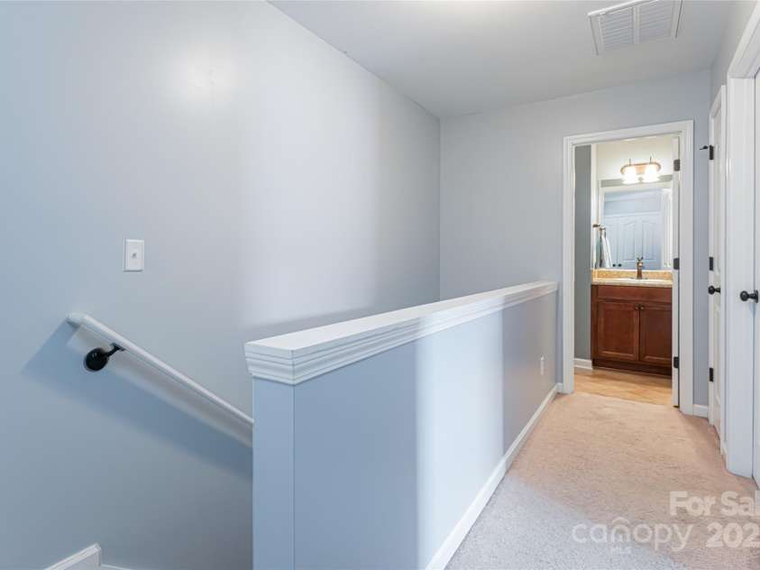 7 Barnett Shoals Drive, Weaverville, NC 28787.  MLS# CAR4242120, YatesRealty ID 10995. 