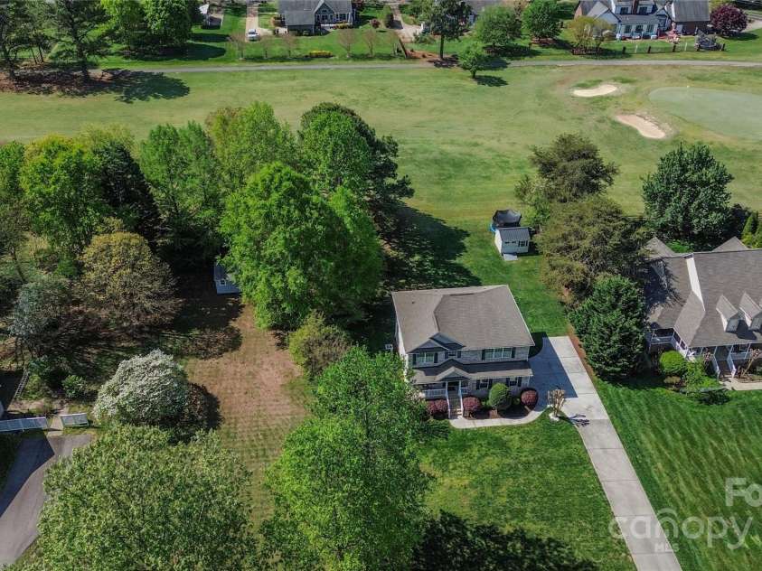 136 Wood Duck Loop, Mooresville, NC 28117.  MLS# CAR4253239, YatesRealty ID 10996. 