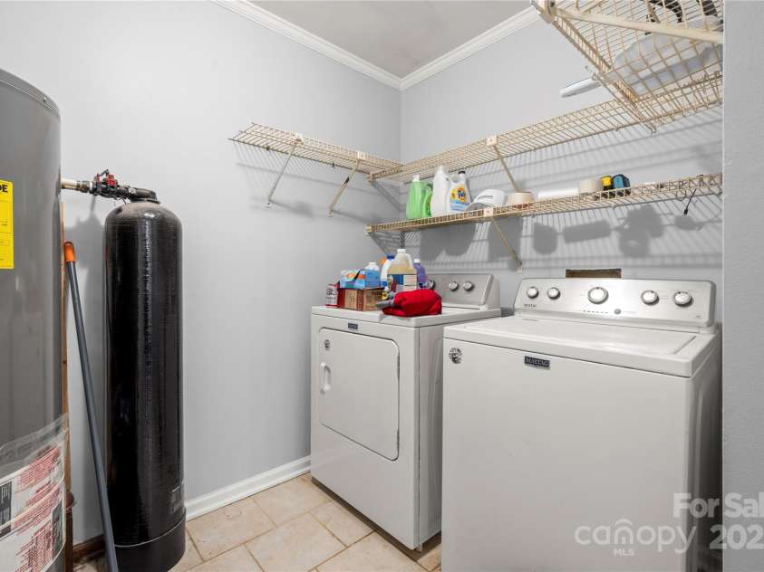 7220 Spring Morning Lane, Charlotte, NC 28227.  MLS# CAR4245320, YatesRealty ID 10999. 