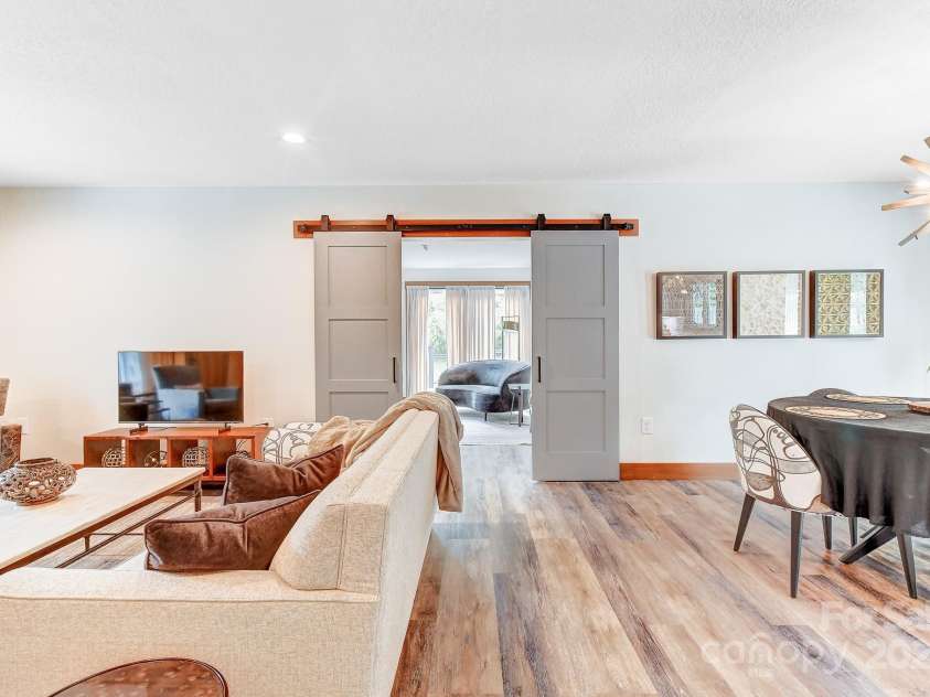 9 Oakwood Drive, Weaverville, NC 28787.  MLS# CAR4299049, YatesRealty ID 11. 