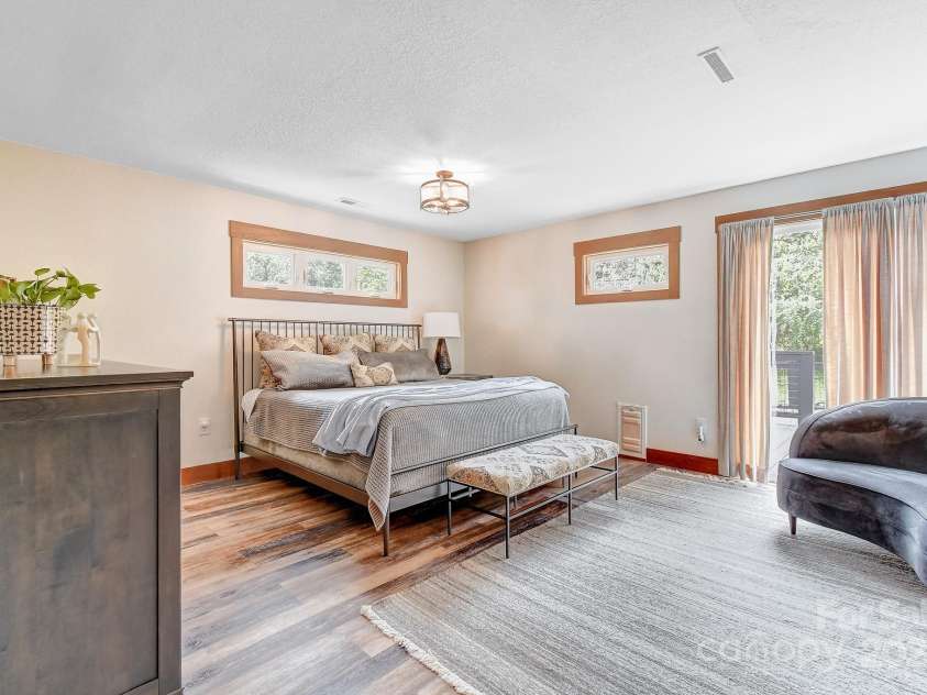 9 Oakwood Drive, Weaverville, NC 28787.  MLS# CAR4299049, YatesRealty ID 11. 