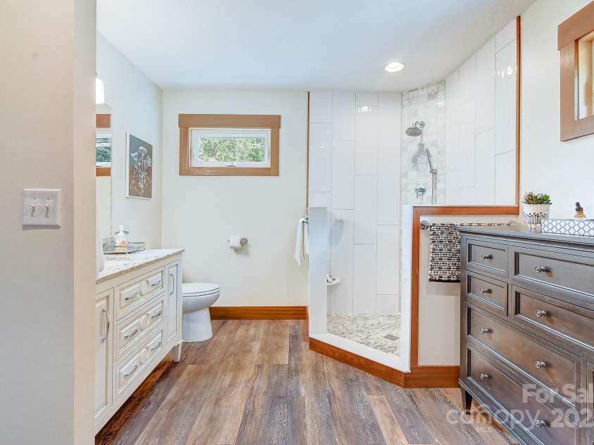 9 Oakwood Drive, Weaverville, NC 28787.  MLS# CAR4299049, YatesRealty ID 11. 