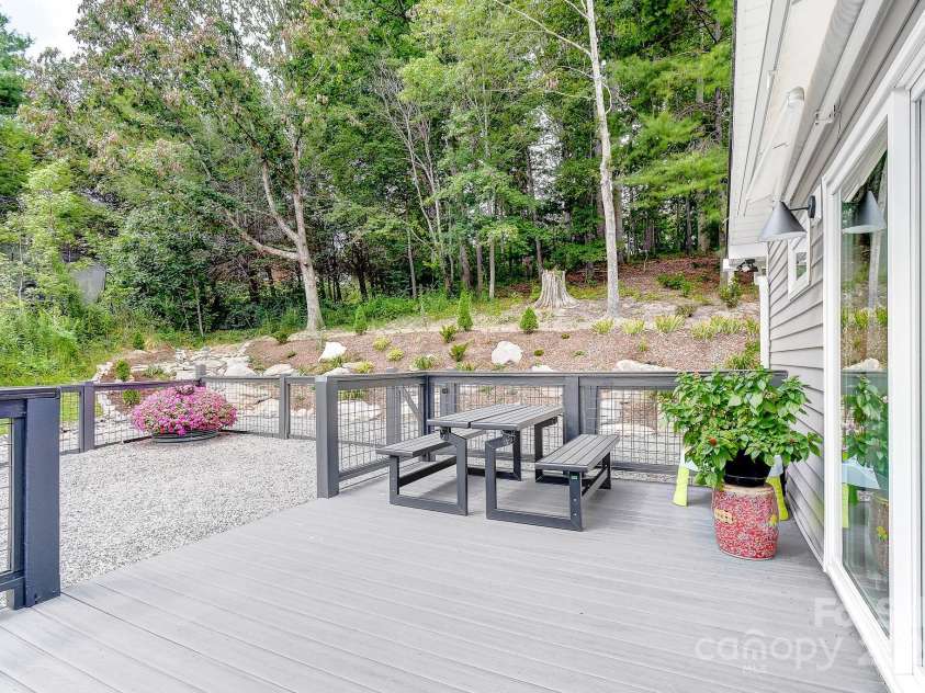 9 Oakwood Drive, Weaverville, NC 28787.  MLS# CAR4299049, YatesRealty ID 11. 