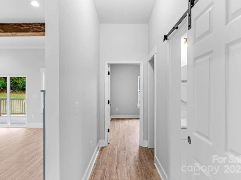 142 Crystal Heights Drive, Hendersonville, NC 28739.  MLS# CAR4310051, YatesRealty ID 110. 