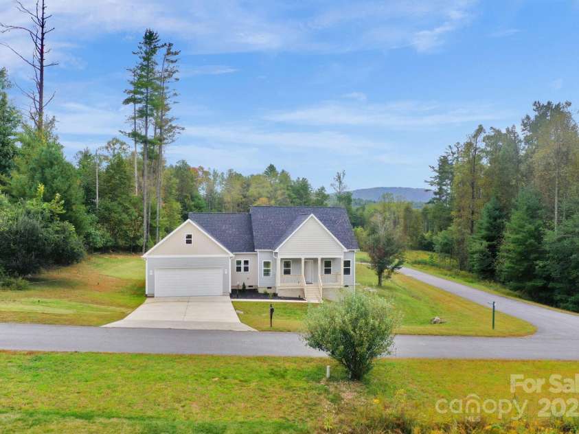 142 Crystal Heights Drive, Hendersonville, NC 28739.  MLS# CAR4310051, YatesRealty ID 110. Beautiful Corner Lot