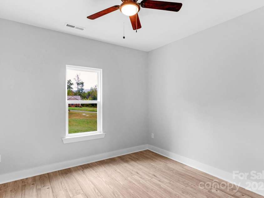 142 Crystal Heights Drive, Hendersonville, NC 28739.  MLS# CAR4310051, YatesRealty ID 110. Split Bedroom Plan