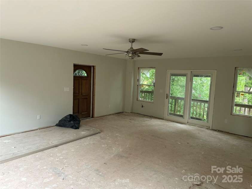 177 Mountain View Lane, Troy, NC 27371.  MLS# CAR4269979, YatesRealty ID 110. 