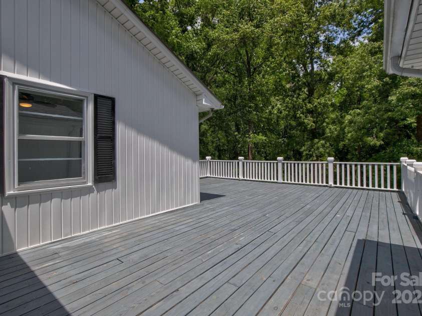 206 Legion Circle, Pageland, SC 29728.  MLS# CAR4272502, YatesRealty ID 1100. 