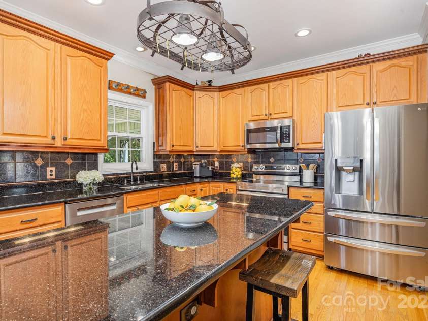 135 Lonetree Circle, Advance, NC 27006.  MLS# CAR4253422, YatesRealty ID 11000. 
