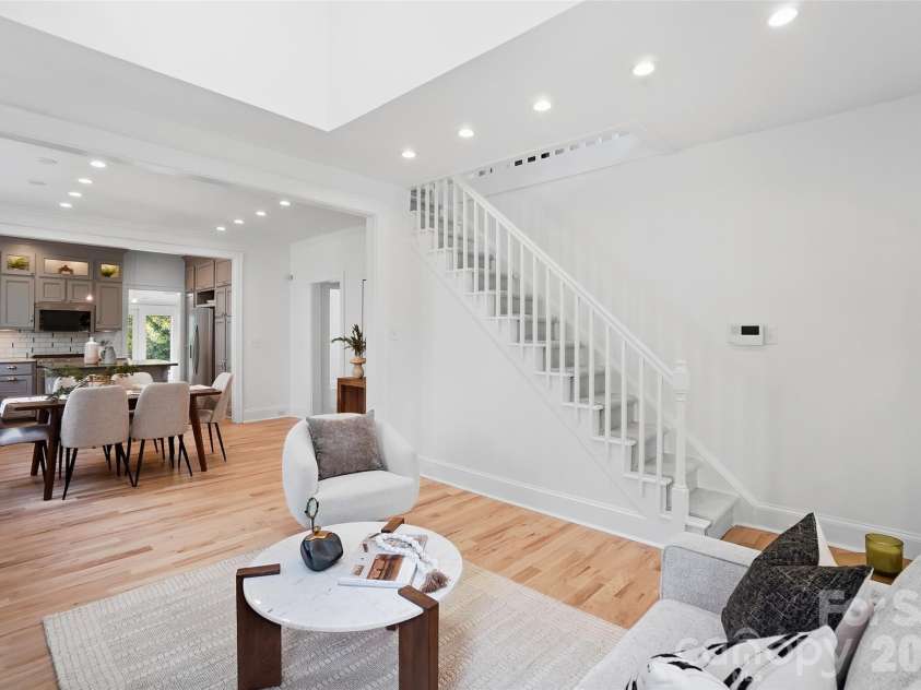 2221 8th Street, Charlotte, NC 28204.  MLS# CAR4367783, YatesRealty ID 11000. 