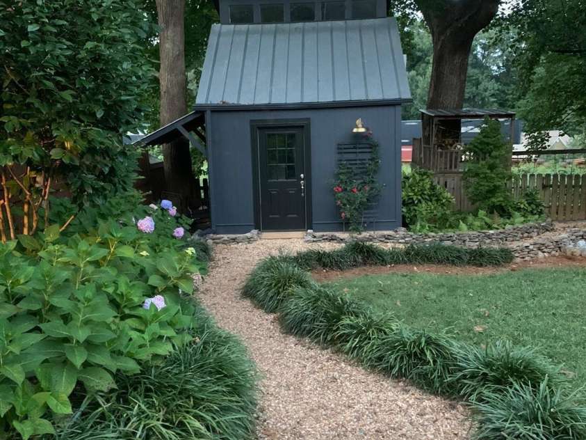 2221 8th Street, Charlotte, NC 28204.  MLS# CAR4367783, YatesRealty ID 11000. 
