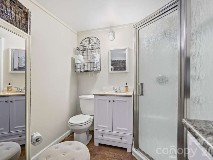 2221 8th Street, Charlotte, NC 28204.  MLS# CAR4367783, YatesRealty ID 11000. ADU - Guest House