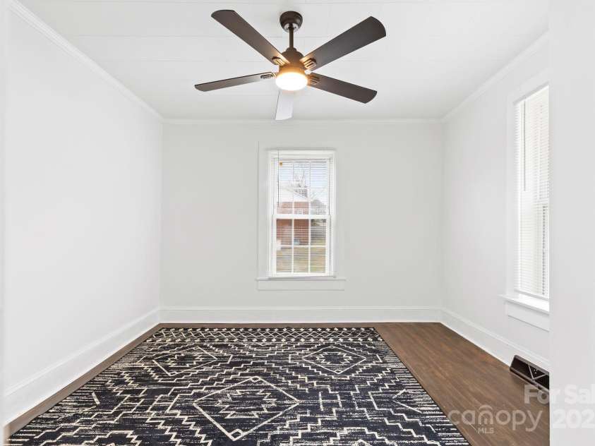 612 Miller Street, Kannapolis, NC 28081.  MLS# CAR4226546, YatesRealty ID 11001. 