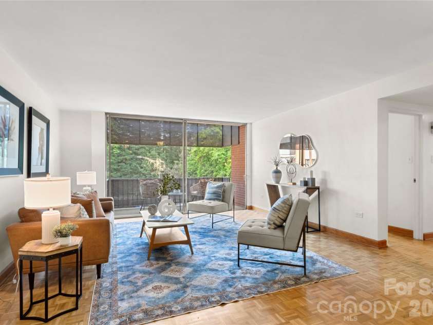 1300 Queens Road, Charlotte, NC 28207.  MLS# CAR4376453, YatesRealty ID 11002. 