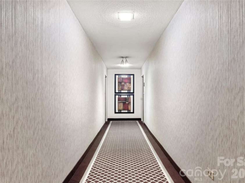 1300 Queens Road, Charlotte, NC 28207.  MLS# CAR4376453, YatesRealty ID 11002. 