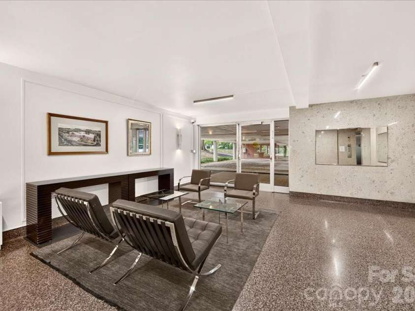 1300 Queens Road, Charlotte, NC 28207.  MLS# CAR4414107, YatesRealty ID 11002. 