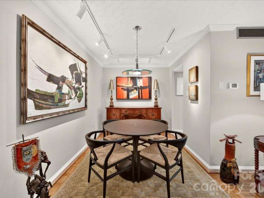 1300 Queens Road, Charlotte, NC 28207.  MLS# CAR4414107, YatesRealty ID 11002. 
