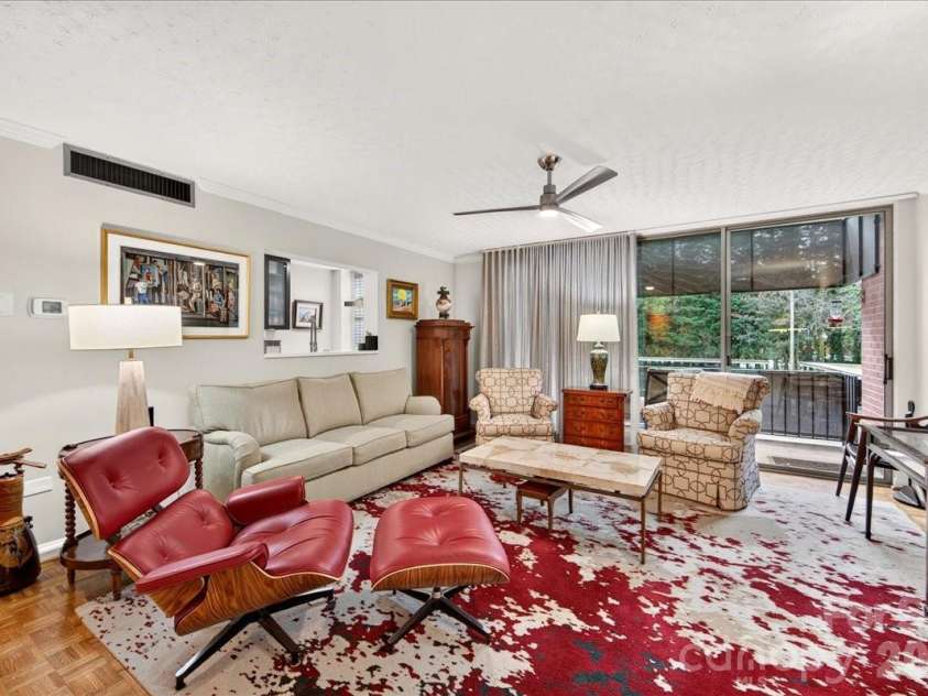 1300 Queens Road, Charlotte, NC 28207.  MLS# CAR4414107, YatesRealty ID 11002. 