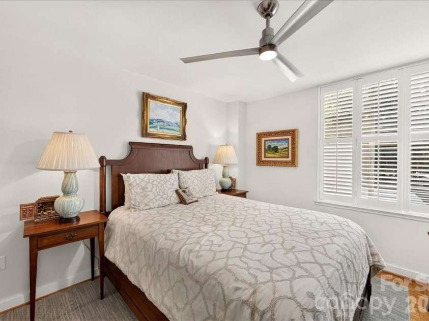 1300 Queens Road, Charlotte, NC 28207.  MLS# CAR4414107, YatesRealty ID 11002. 