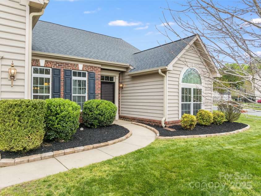 2077 Taney Way, Fort Mill, SC 29707.  MLS# CAR4246046, YatesRealty ID 11002. 