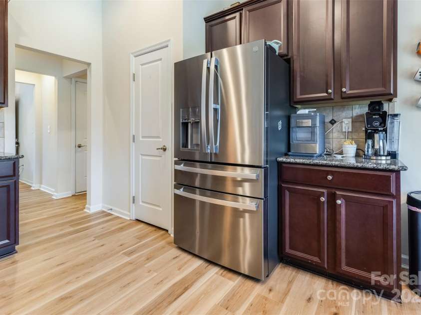 2077 Taney Way, Fort Mill, SC 29707.  MLS# CAR4246046, YatesRealty ID 11002. Kitchen 1