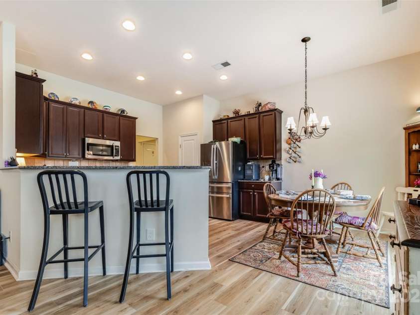 2077 Taney Way, Fort Mill, SC 29707.  MLS# CAR4246046, YatesRealty ID 11002. Kitchen 2