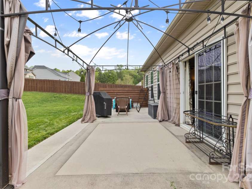 2077 Taney Way, Fort Mill, SC 29707.  MLS# CAR4246046, YatesRealty ID 11002. Patio