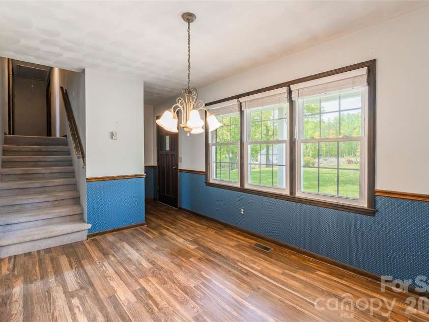 161 Springdale Lane, Cowpens, SC 29330.  MLS# CAR4366841, YatesRealty ID 11006. 