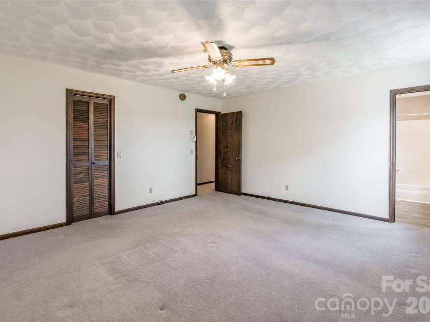 161 Springdale Lane, Cowpens, SC 29330.  MLS# CAR4366841, YatesRealty ID 11006. 