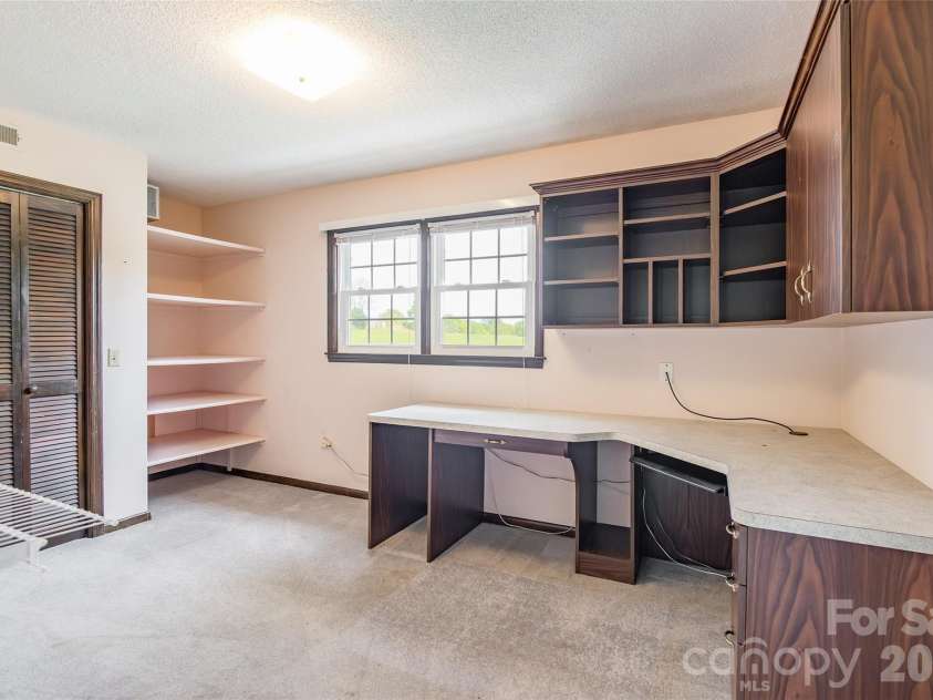 161 Springdale Lane, Cowpens, SC 29330.  MLS# CAR4366841, YatesRealty ID 11006. 