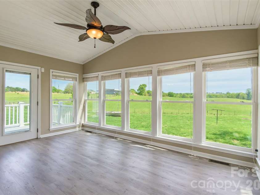 161 Springdale Lane, Cowpens, SC 29330.  MLS# CAR4366841, YatesRealty ID 11006. 
