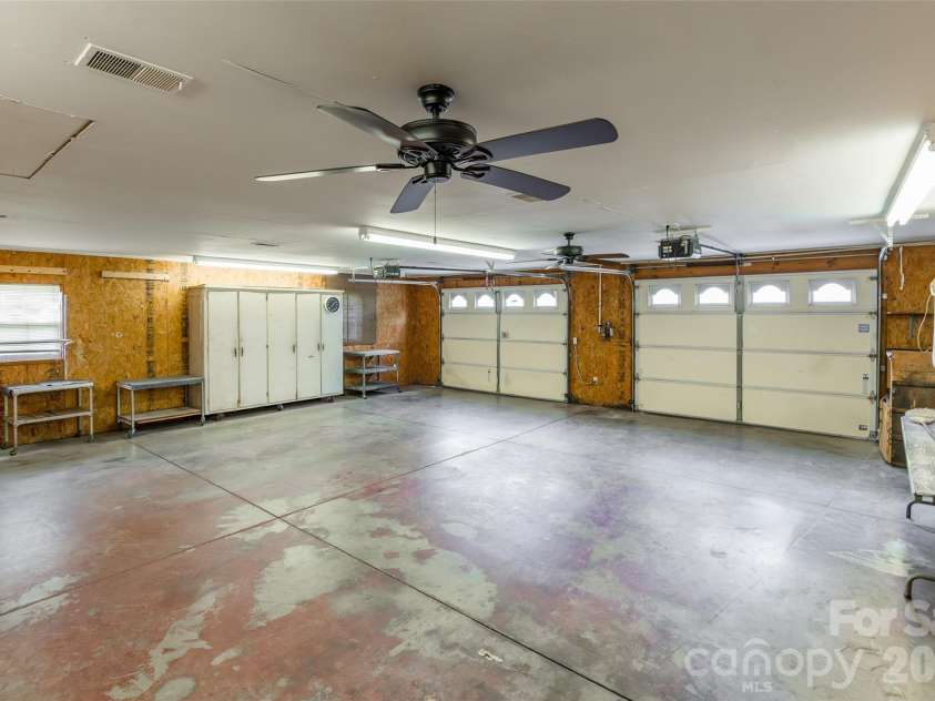 161 Springdale Lane, Cowpens, SC 29330.  MLS# CAR4366841, YatesRealty ID 11006. 