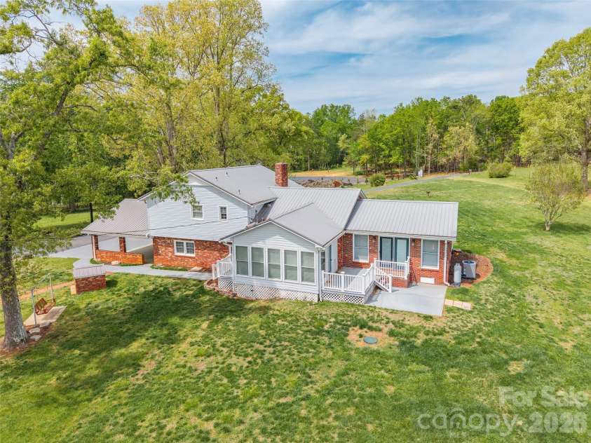 161 Springdale Lane, Cowpens, SC 29330.  MLS# CAR4366841, YatesRealty ID 11006. 