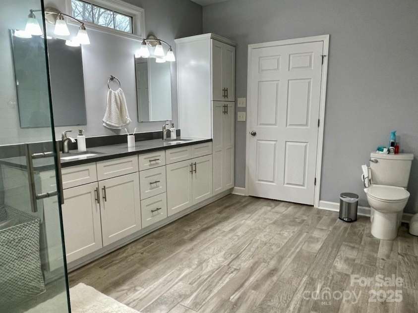 2222 Evergreen Drive, Newton, NC 28658.  MLS# CAR4231561, YatesRealty ID 11006. 