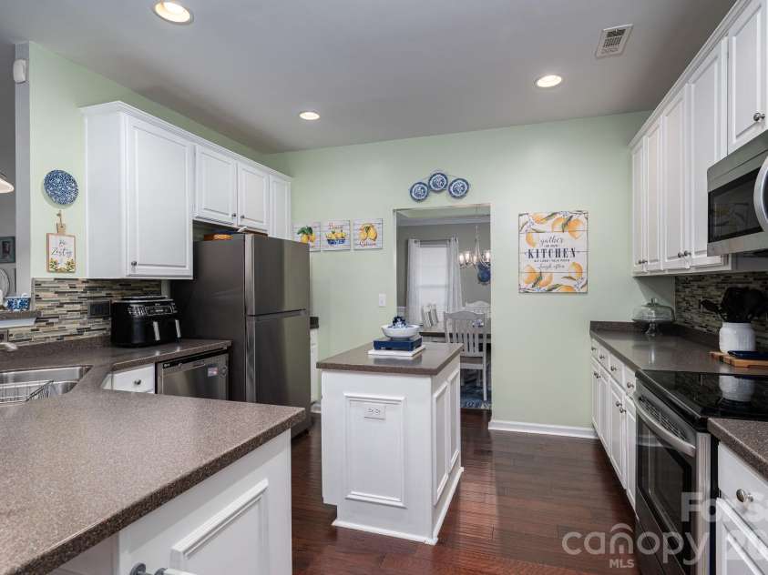 156 Foggy Meadow Drive, Fort Mill, SC 29708.  MLS# CAR4354356, YatesRealty ID 11007. 