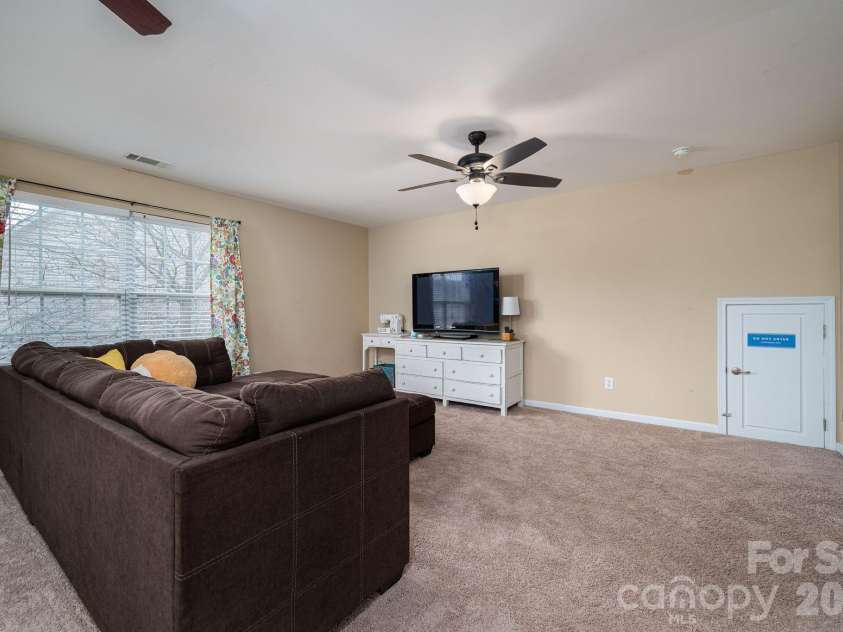 156 Foggy Meadow Drive, Fort Mill, SC 29708.  MLS# CAR4354356, YatesRealty ID 11007. 