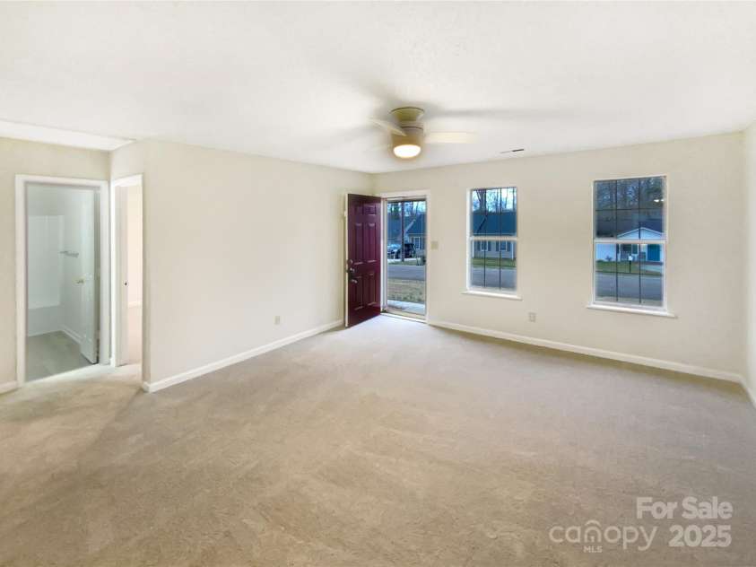 1313 Ridgewood Drive, Concord, NC 28027.  MLS# CAR4235349, YatesRealty ID 11008. 