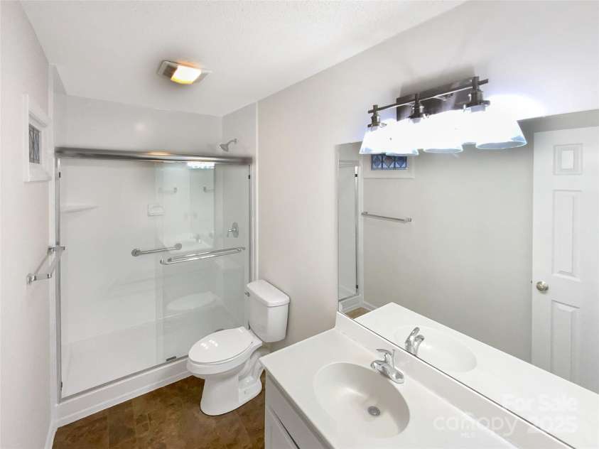 1313 Ridgewood Drive, Concord, NC 28027.  MLS# CAR4235349, YatesRealty ID 11008. 