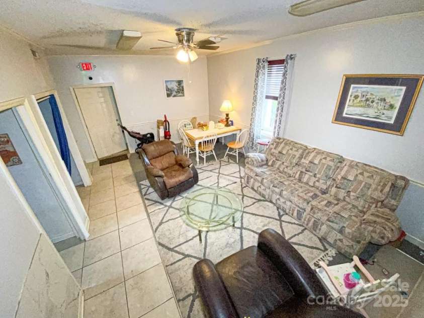 310 4th Street, Newton, NC 28658.  MLS# CAR4249084, YatesRealty ID 11012. 