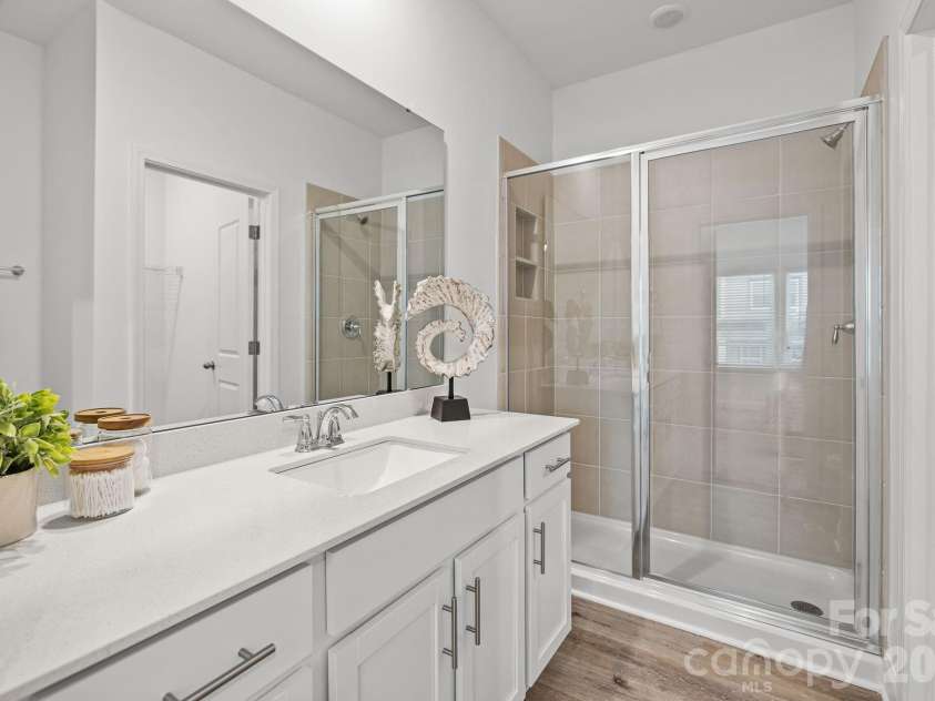 5004 Cherry Gum Court, Matthews, NC 28105.  MLS# CAR4422827, YatesRealty ID 11012. 
