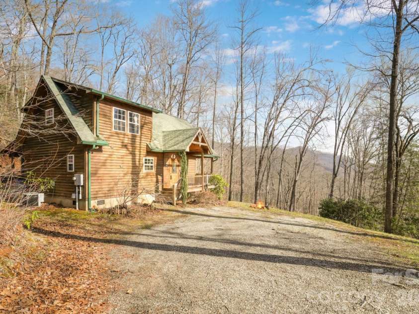 2015 Bettys Creek Road, Sylva, NC 28779.  MLS# CAR4338624, YatesRealty ID 11014. 