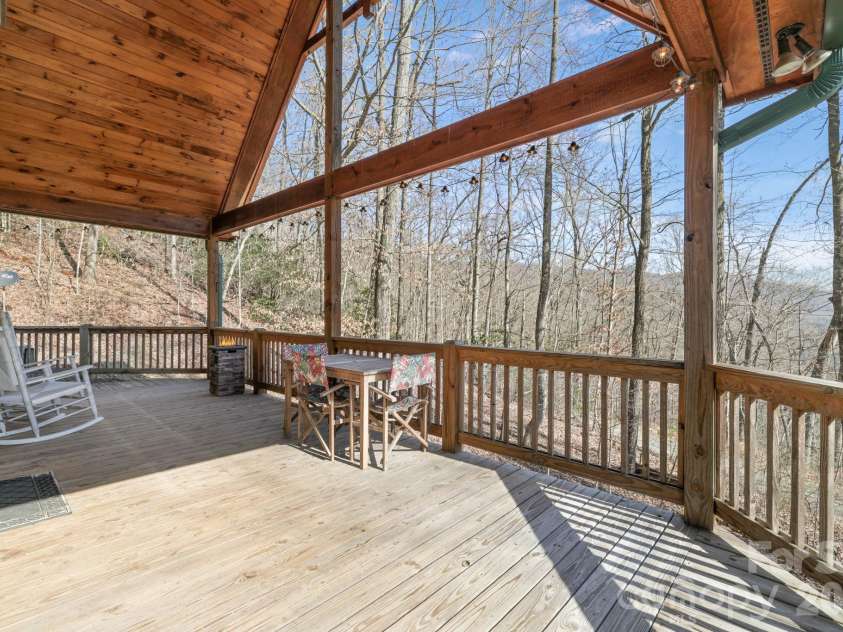 2015 Bettys Creek Road, Sylva, NC 28779.  MLS# CAR4338624, YatesRealty ID 11014. 