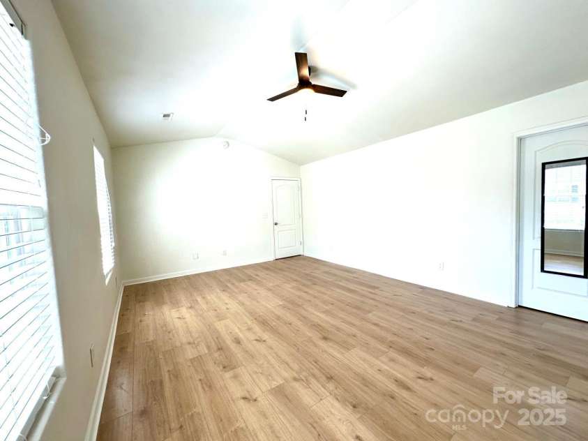 8223 Gabon Court, Charlotte, NC 28215.  MLS# CAR4239675, YatesRealty ID 11019. 