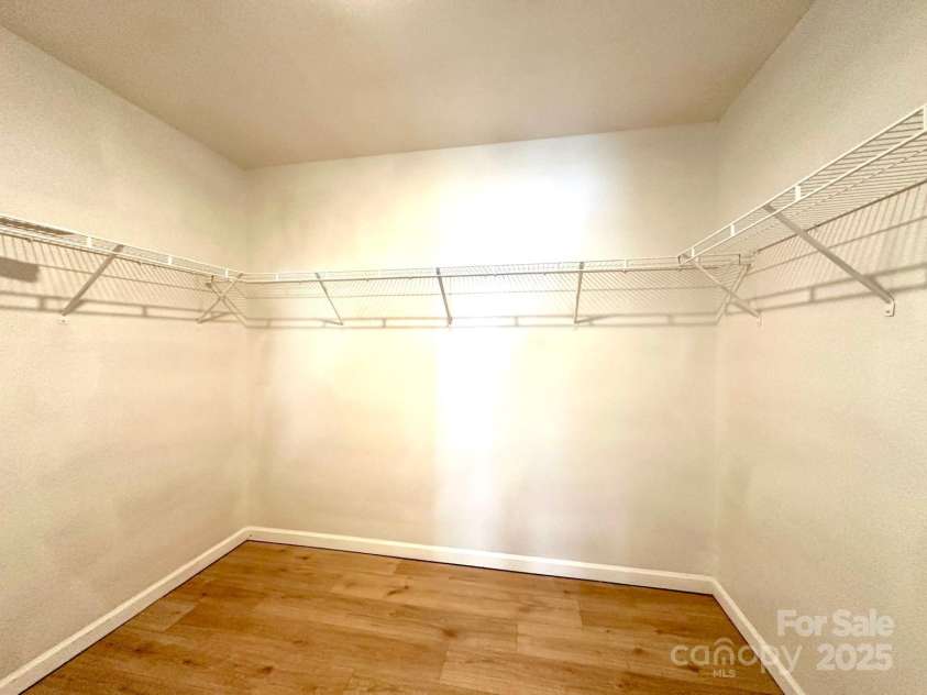 8223 Gabon Court, Charlotte, NC 28215.  MLS# CAR4239675, YatesRealty ID 11019. 