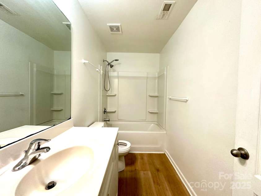 8223 Gabon Court, Charlotte, NC 28215.  MLS# CAR4239675, YatesRealty ID 11019. 