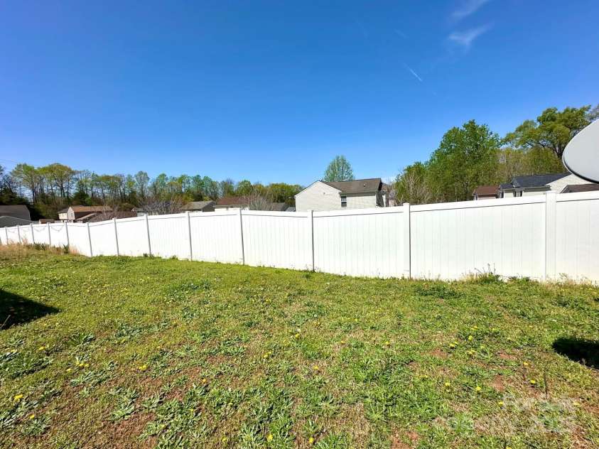 8223 Gabon Court, Charlotte, NC 28215.  MLS# CAR4239675, YatesRealty ID 11019. 