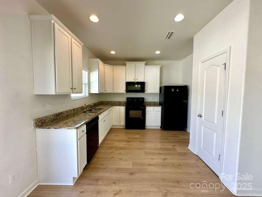 8223 Gabon Court, Charlotte, NC 28215.  MLS# CAR4239675, YatesRealty ID 11019. 