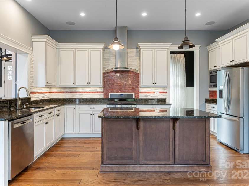 63 Orvis Stone Circle, Biltmore Lake, NC 28715.  MLS# CAR4182445, YatesRealty ID 1102. 