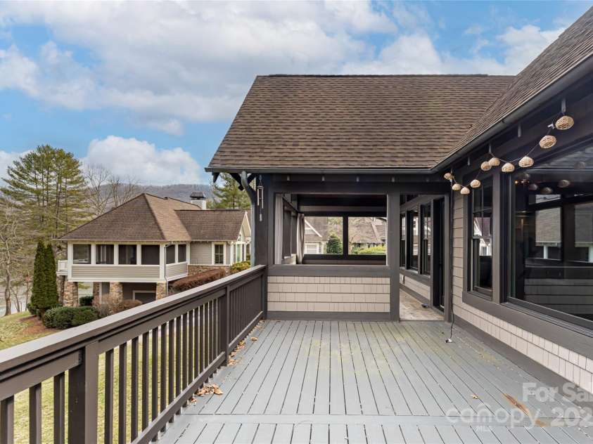 63 Orvis Stone Circle, Biltmore Lake, NC 28715.  MLS# CAR4182445, YatesRealty ID 1102. 