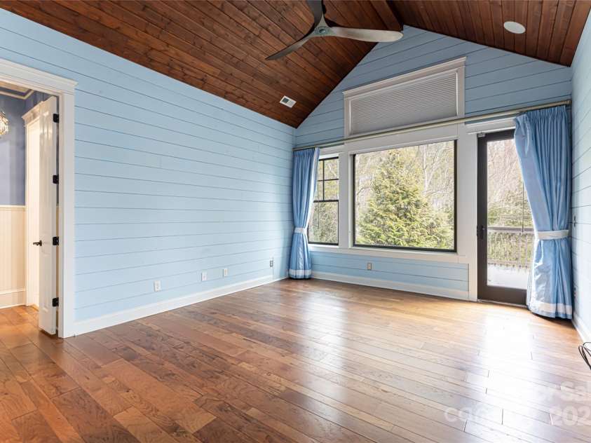 63 Orvis Stone Circle, Biltmore Lake, NC 28715.  MLS# CAR4182445, YatesRealty ID 1102. 
